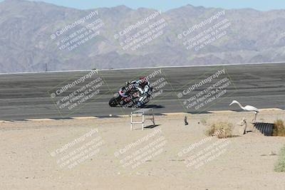 media/Oct-13-2025-Moto Forza (Mon) [[a66d839500]]/3-B Group/Session 2 (Bowl)/